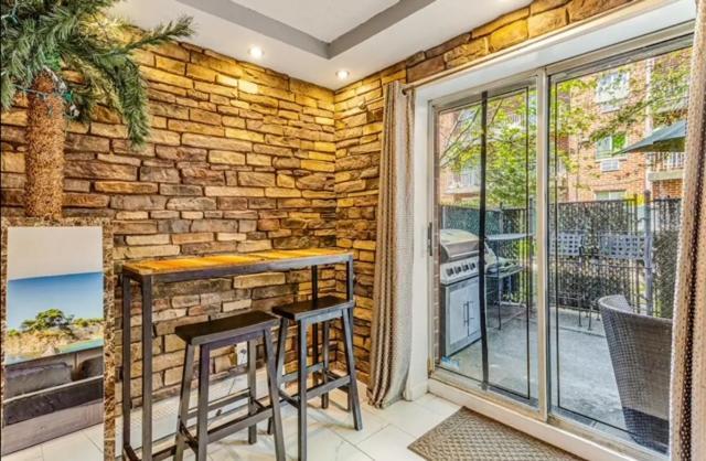 Brooklyn Spacious Space With Private Entrance, Bathroom, & Backyard - Full-Kitchen New York Buitenkant foto